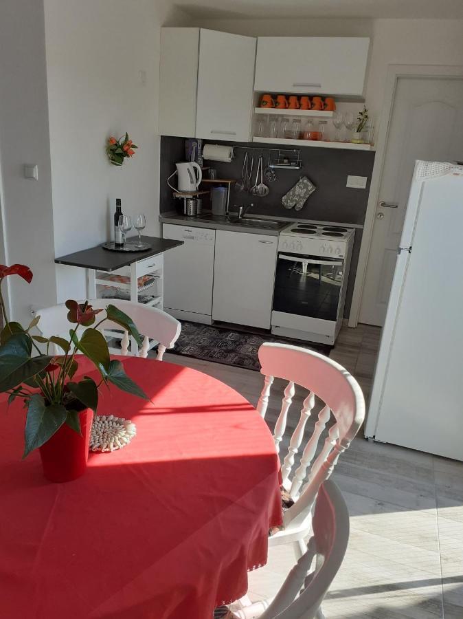 Apartman Sunce Nin Buitenkant foto
